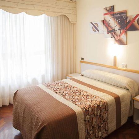 Hotel Cristal 1 A Coruña Dış mekan fotoğraf