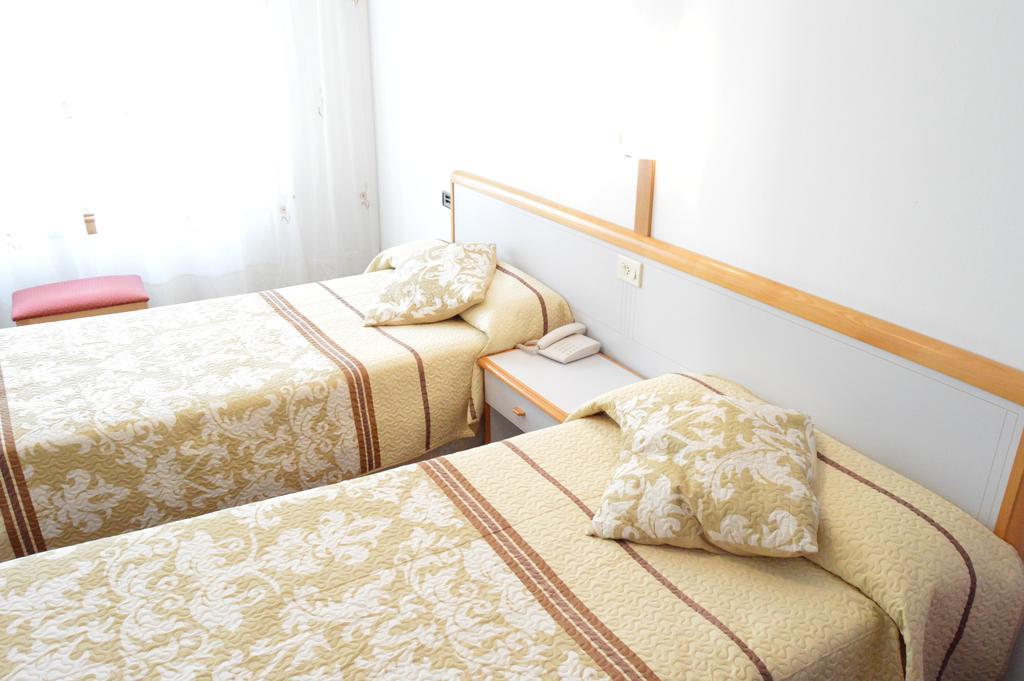 Hotel Cristal 1 A Coruña Dış mekan fotoğraf
