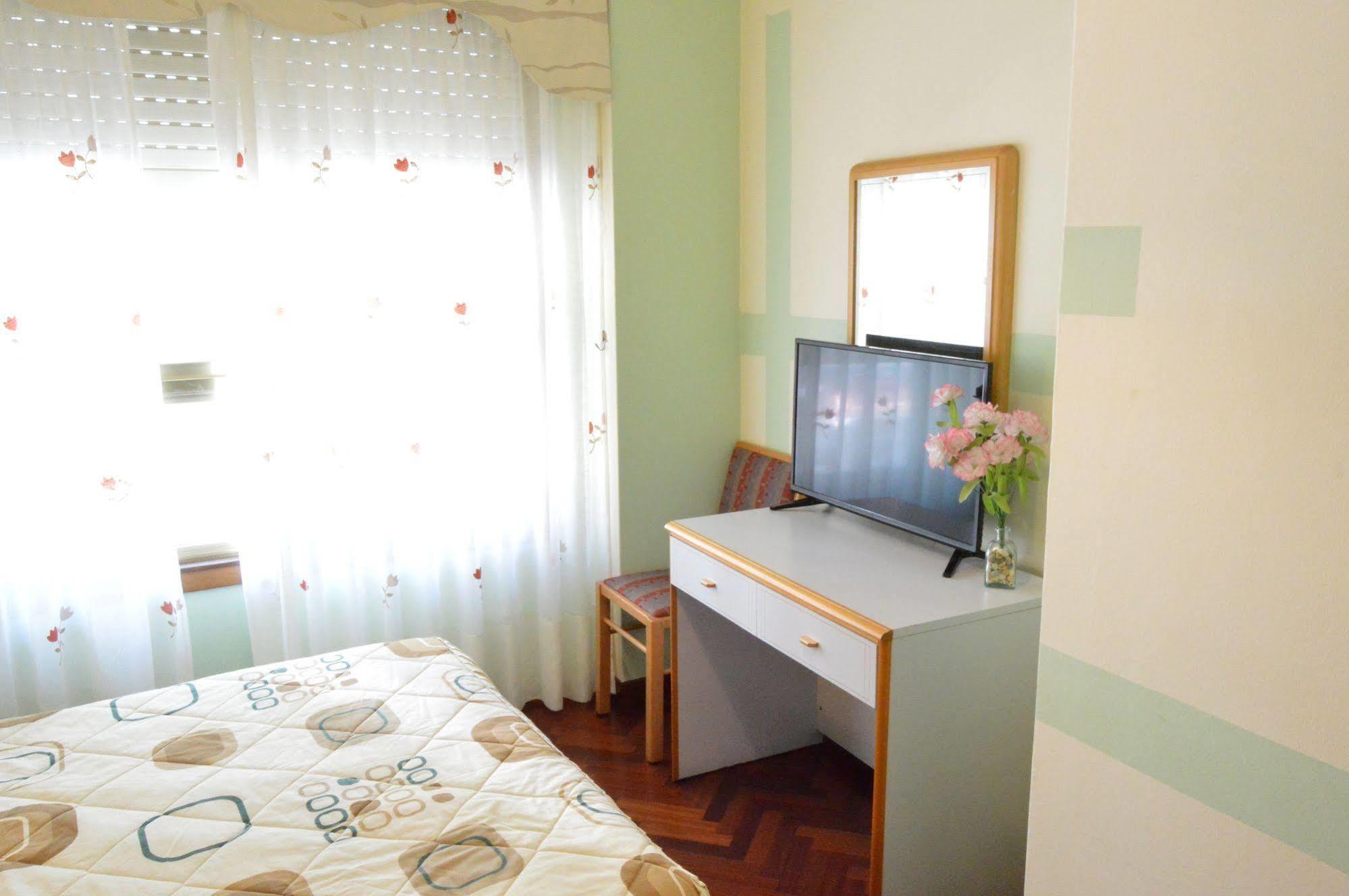 Hotel Cristal 1 A Coruña Dış mekan fotoğraf