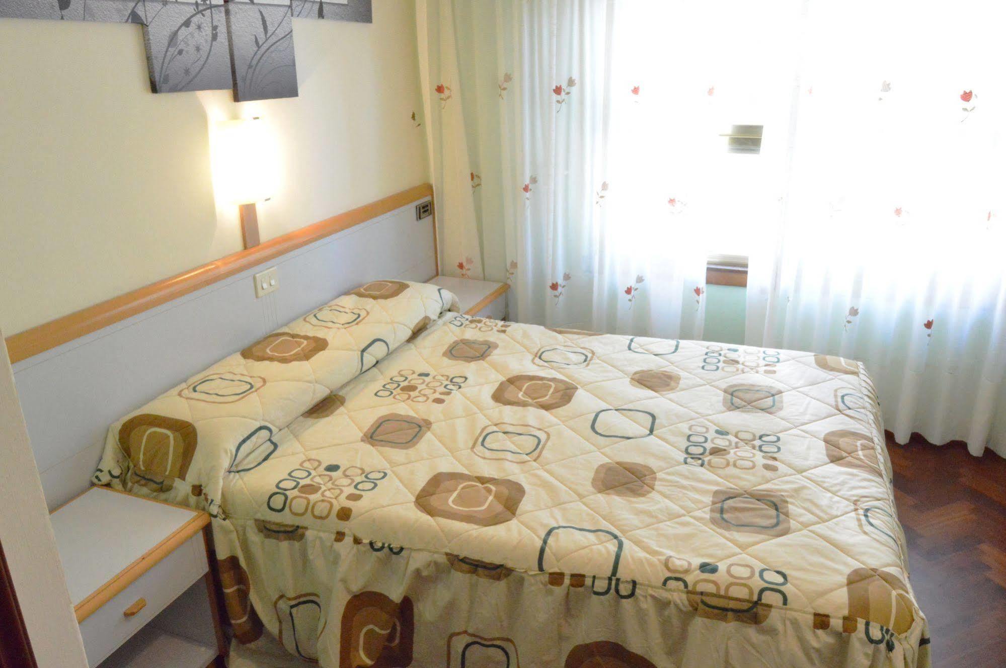 Hotel Cristal 1 A Coruña Dış mekan fotoğraf